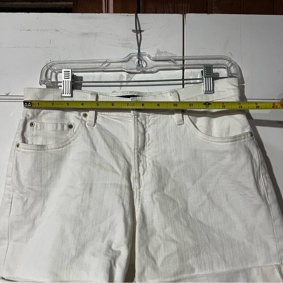 Tommy Hilfiger Fitted Denim Shorts Size 6 White Summer Preppy - Picture 3 of 6